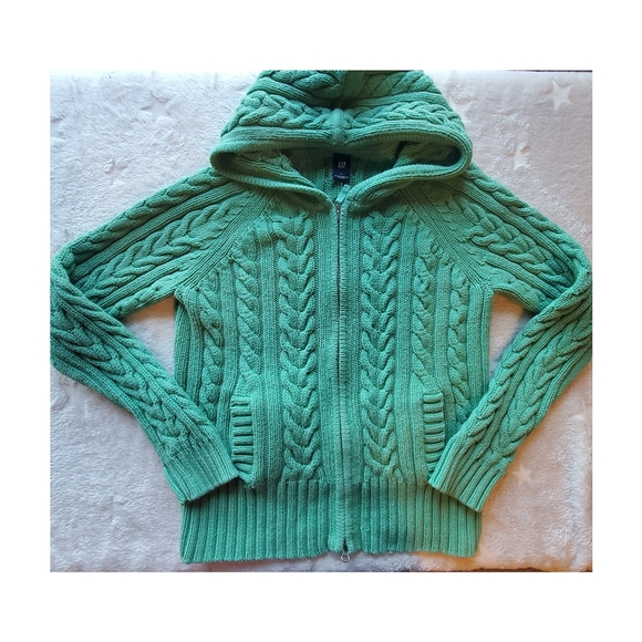 GAP Sweaters - Gap cable knit sweater hooded jacket size Large